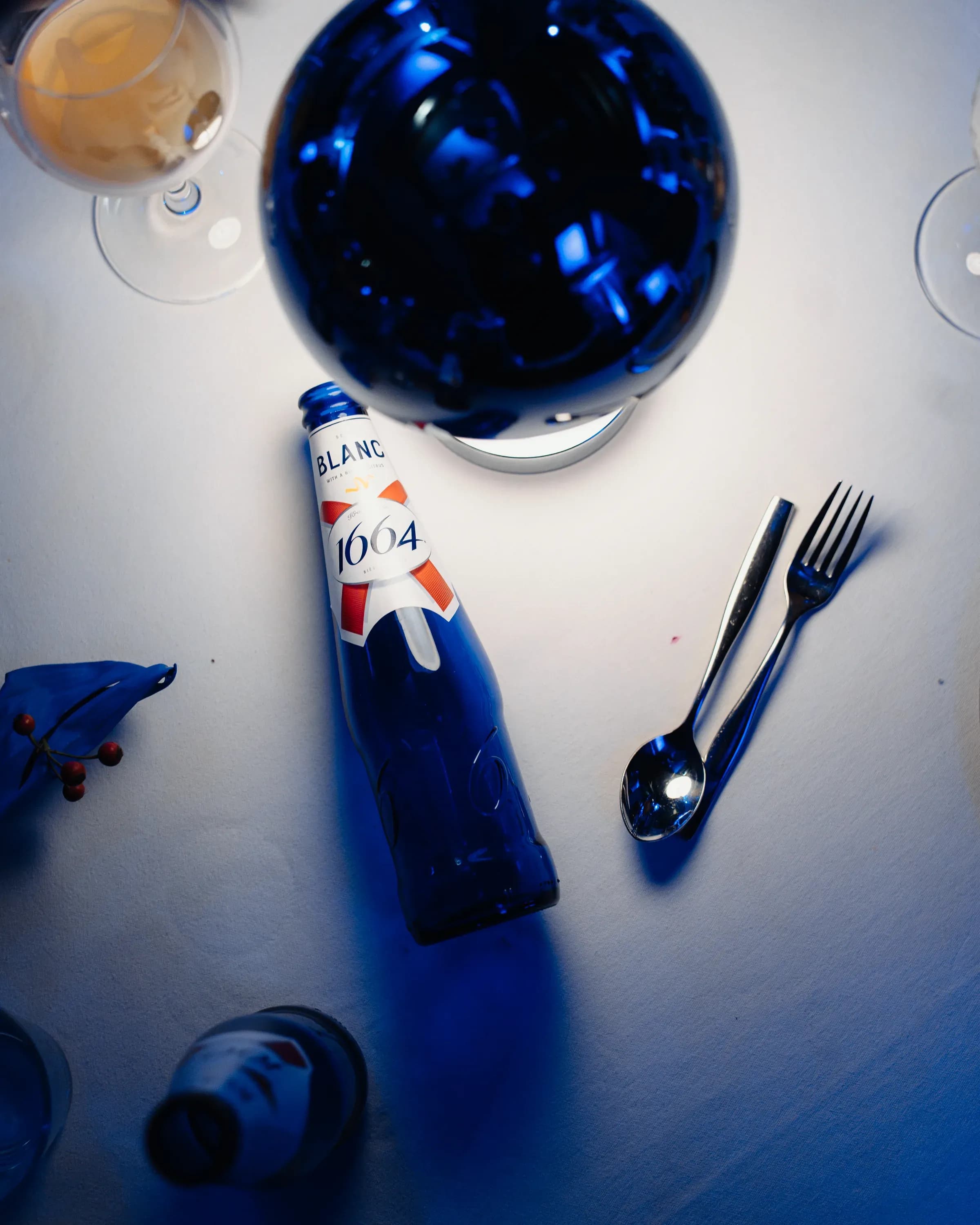 Blanc 1664 — Kronenbourg 1664 — image 4